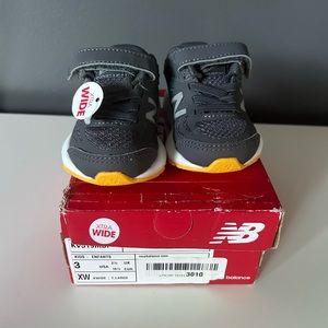 New Balance size 3 extra wide shoes